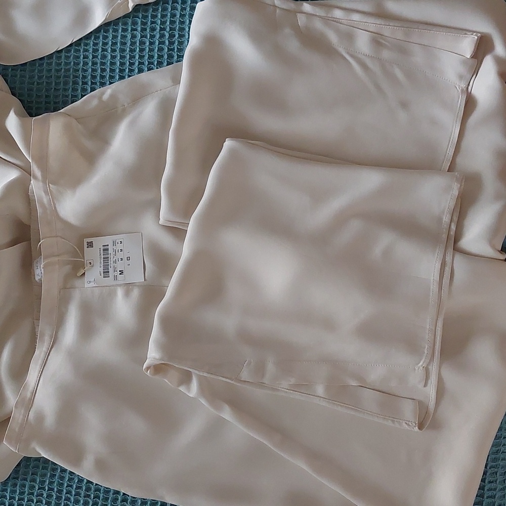 Silky Finish Pajama Pants by Zara